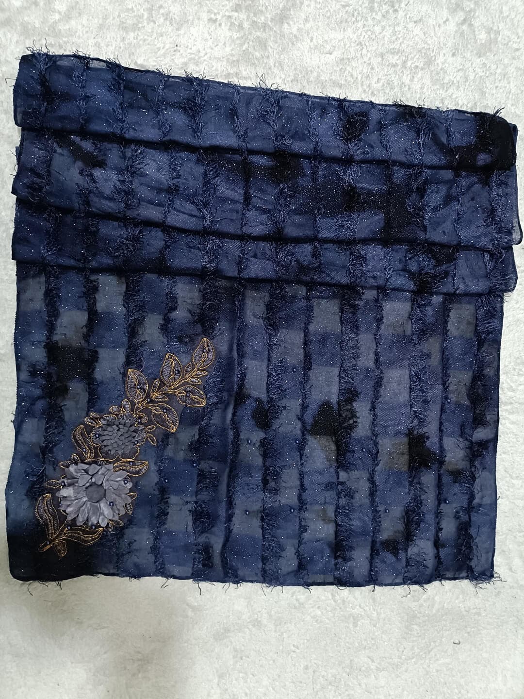 Berry Blue Fur Hijab With Boota Design thumbnail 2