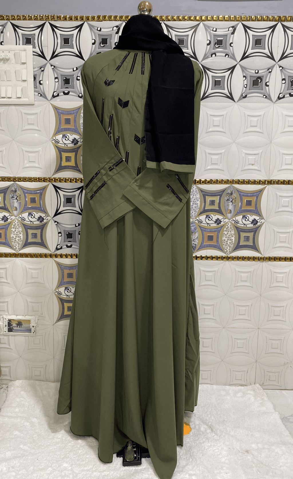 Sheet Style Pickle Green Umbrella Abaya With Neck Chain thumbnail 4