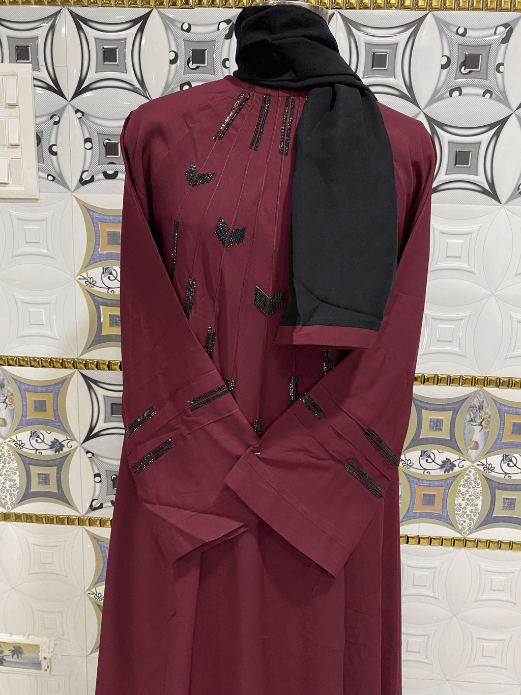 Sheet Style Wine Red Umbrella Abaya With Neck Chain thumbnail 4