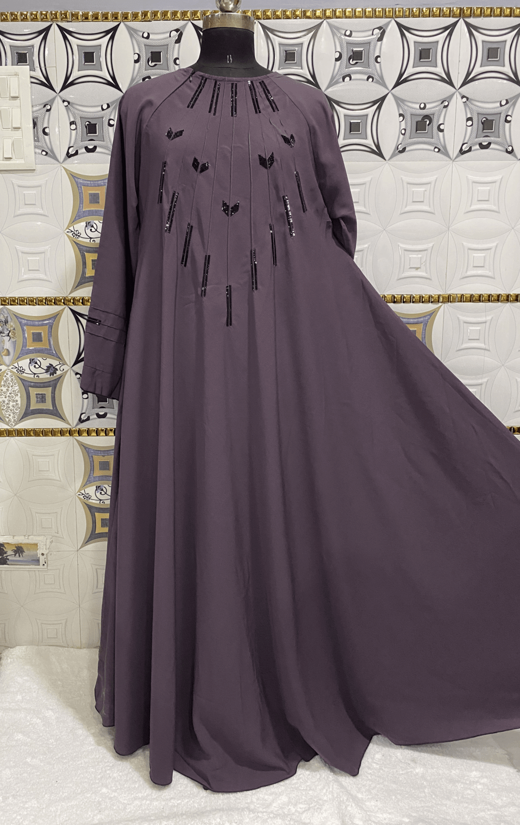 Sheet Style Mauve Purple Umbrella Abaya With Neck Chain thumbnail 3