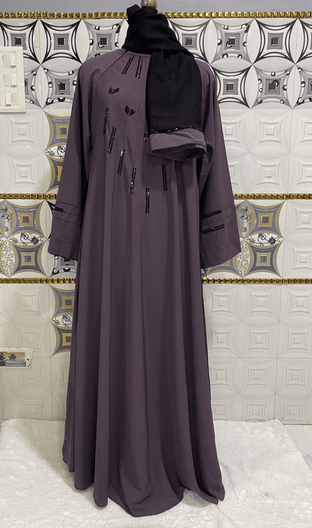 Sheet Style Mauve Purple Umbrella Abaya With Neck Chain thumbnail 4