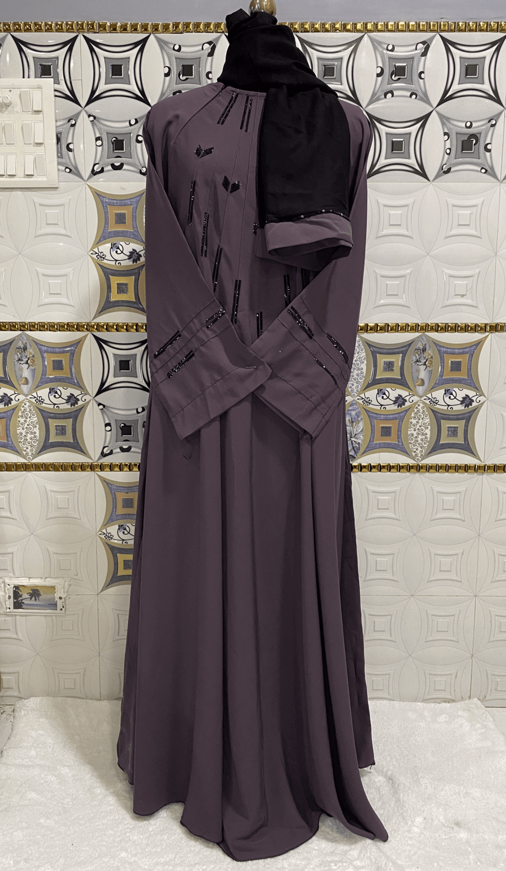 Sheet Style Mauve Purple Umbrella Abaya With Neck Chain thumbnail 5