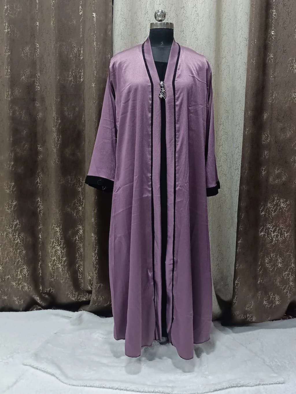 Plum Purple Shrug Abaya With Brooch In Tik Tok Fabric thumbnail 3