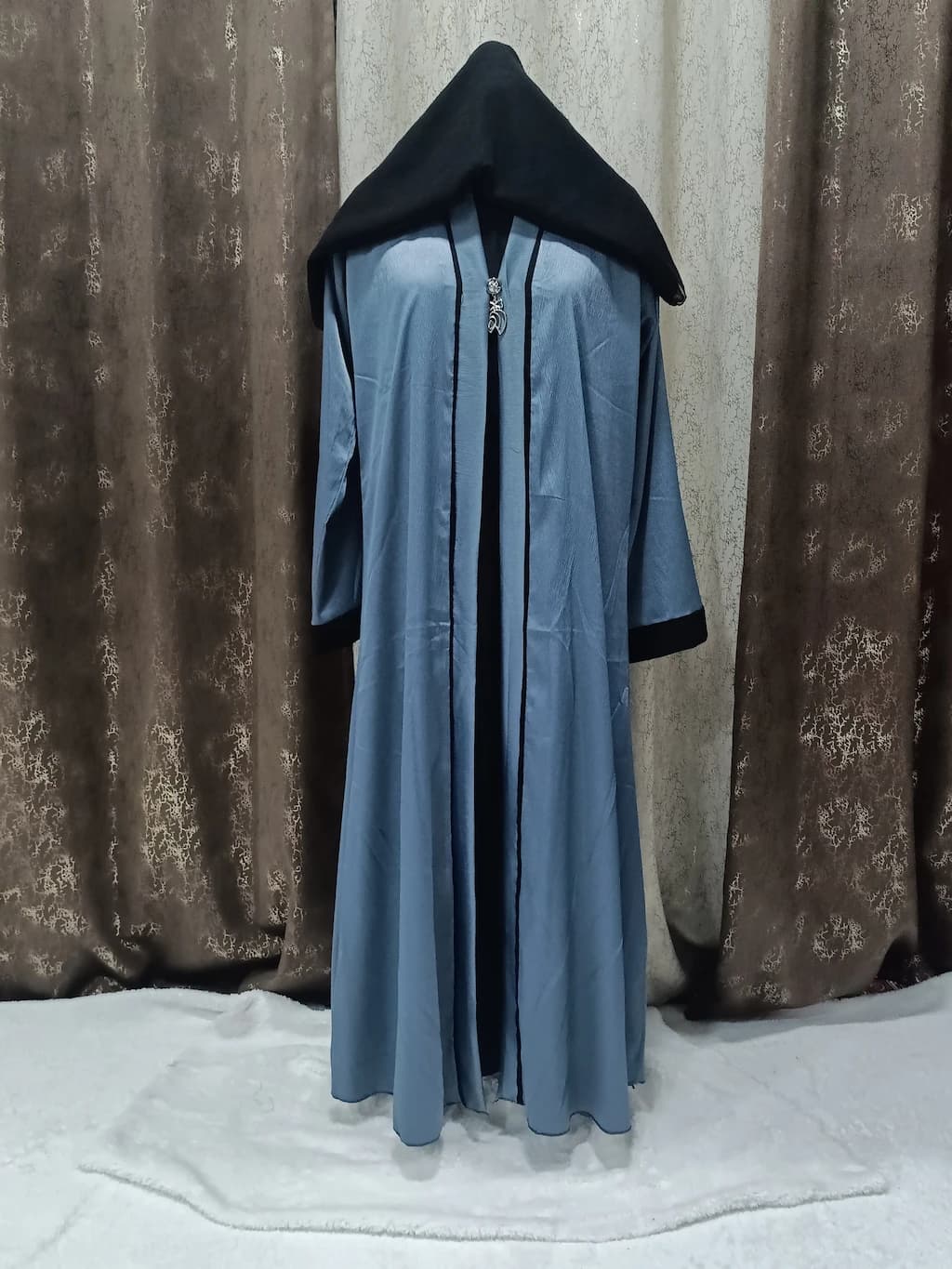 Steel Blue Shrug Abaya With Brooch In Tik Tok Fabric thumbnail 2