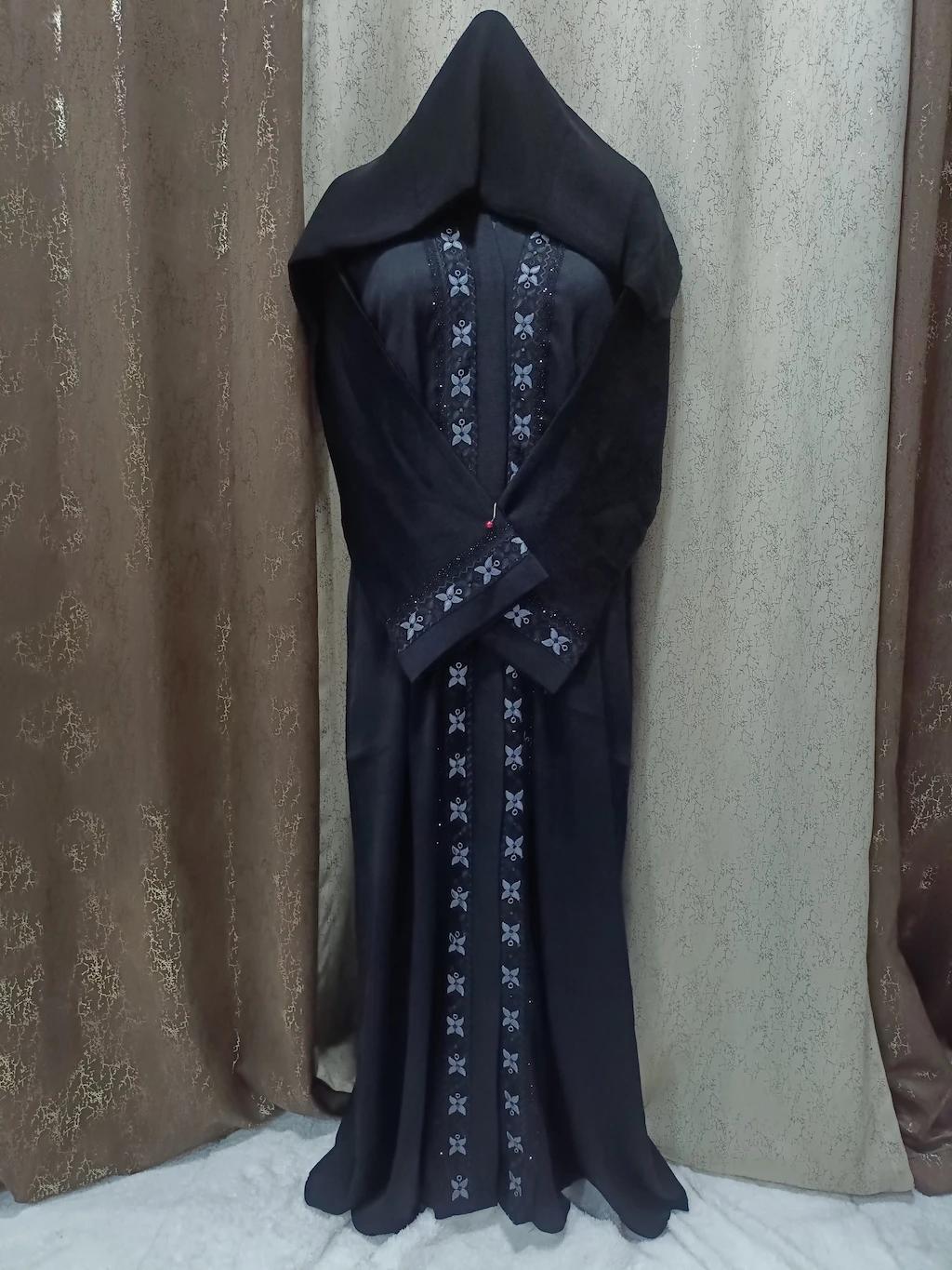 Single Cut Front Open Abaya With Gray Embroidered Lace